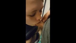 Проглотила всё до последней в