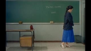 The students made the teacher undress 