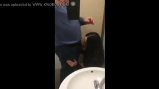 Brazenly Fucks A Friend’s Daughter In His Mouth, While His Father Is Not At Home, Fucked A Whore In His Mouth 