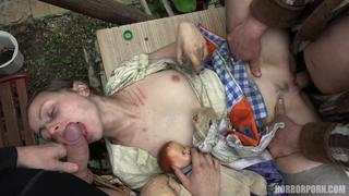 Грязный семейный инцест и ничего более , папина шлюшка получила по полной (порно минет Dad )