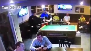 Осадил наглого