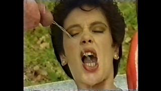 Das Grosse Pissen (cutting Pussy Scenes From Porn Films 90 X) 