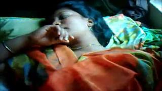 Indian vargin girl enjoying fucking, девственница индианка