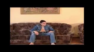 Молодые, русское домашнее порно, пока родителей нет дома, школьники развлекаются после уроков