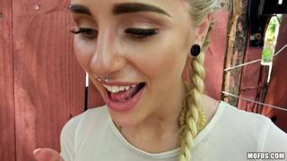 Naomi woods парень уговорил заняться сексом за деньги [порно, секс, выебал, минет, согласилась, за деньги]