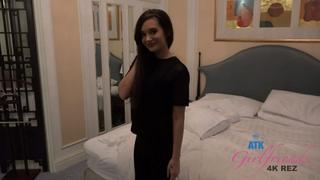 Slim brunette giving blowjob [pornmir, порно, new porn, hd 1080, creampie, pov, blowjob, handjob, footjob, all sex]1