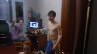 Проиграла в карты друзьям и стала раком(gjhyj , Ctrc , порно , Gonzo , Barely Legal , анал , миниет , любительское , школьники)