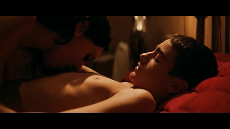 Үйдегі порно көру Порно қыздарды артынан пизда көрсетуін қараңыз