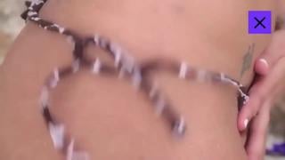 Девушки в супер мини бикини