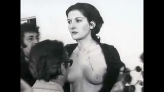 Marina abramovic rhytm 0 (1974)