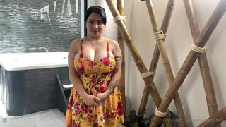 Kim velez shows her big boobs stepmom milf cam армянка home ppv pov сиськи домашнее разделась милфа брюнетка большие соски 3