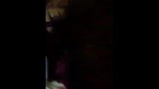 Стягивает струсики со спящей подружки и показывает ее киску в перископе periscope