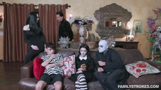 Kate Bloom and Audrey Noir Addams Family Fucky Fucky Porno, All FuckFest, Hard Core, Blowjob, XXX, Porno, Porn 