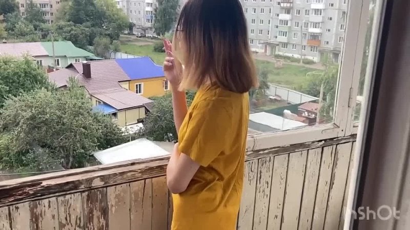 После вписки утром трахнул подругу на балконе русское с разговорами минет однокласница