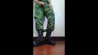 Дрочь солдата