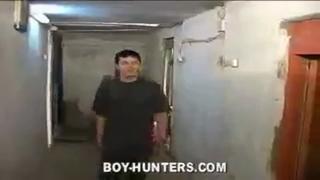 Молодые в подвале парня// русское, 18+