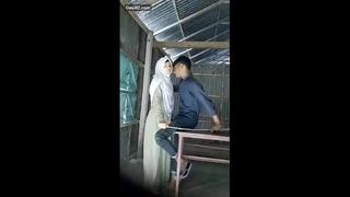 Beautiful muslim burqa slut hijabi whore nipples sucked поиск яндекса по mp4