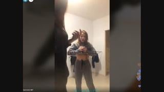 Танцы сексуальных девушек с поднятием кофт periscope перископ