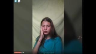 Молодая в лифчике periscope перископ