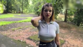 Попросила меня подвезти ее, я отвез ее и трахнул в машине русское домашнее порно