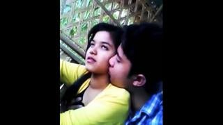 Indian lovers sex in public