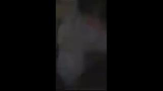Молодые показала идеальную юную грудь в перископе