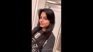 Милая экзотичная няша хуесосочка cute petite student (порно отсос минет оральный секс кончил в ротик красотка соска сосет хуй член хер)