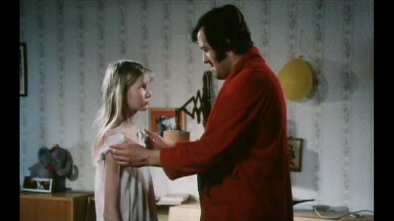 Аналарға қарап тұрған секс фотосуреттері