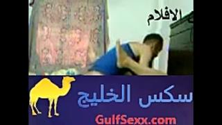 مزة جزائرية تتناك من حبيبها على شاطئ البحر watch online