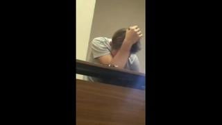  Школьница отсосала однокласснику прямо во время урока 