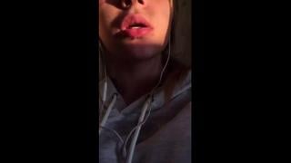 Покажи губки подписчица с красивым ротиком молодые, вирт, школьница, скайп, перископ, одноклассница, сосет, кончает, слюньки