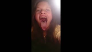 Покажи губки подписчица с красивым ротиком молодые, вирт, школьница, скайп, перископ, одноклассница, сосет, кончает, слюньки