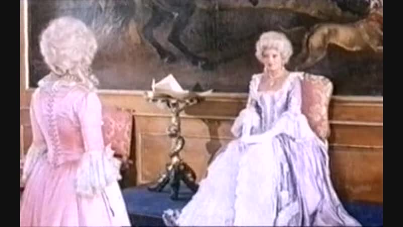 Дарья Сагалова жалаңаш бөксесін көрсетті. Жұлдызды соғыстардағы эротикалық суреттер