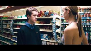 He stopped time and examines the pussy of girls (naked chicks in a supermarket, girls without panties, cunt in the film Extrafficially) 