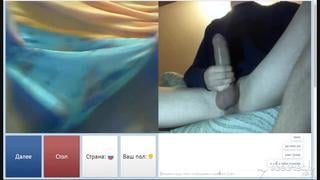 barely legal girl shows his tits on the cell 