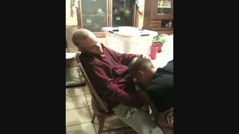 Отсос натуралу, гей порно