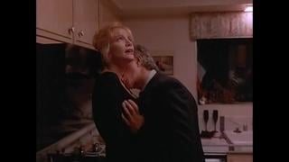 Начальник трахает жену подчиненного прямо у него на глазах (ебет жену на глазах у мужа, ебет жену друга)