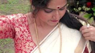 Sarbani in white kerala cotton saree south indian look episode 2 the bong