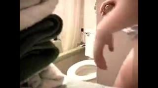 Hidden Camera Filmed The Girl’s Orgasm In 