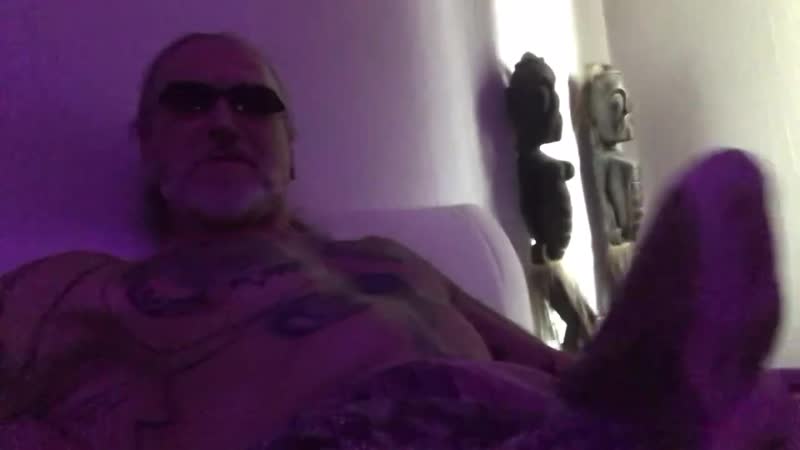 Деми Мур гигпорн