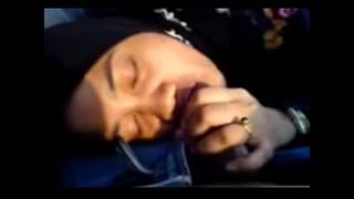 Hijabi muslim cousing sucking dick nice blowjob licking penis head ( indonesian muslimah slut asian arab whore turbanli jilbab )