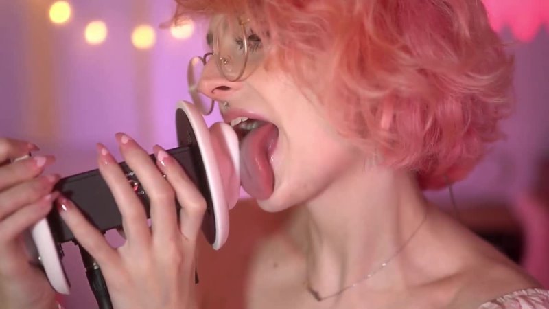 Ear Squeezing porn video – Asmr ear licking