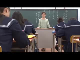 Japanese teacher gives a valuable lesson at