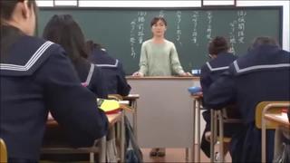 Chinese Tutor Gives A Valuable Lesson At