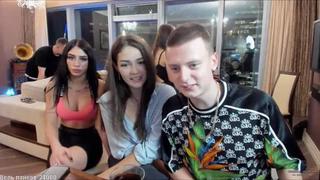 Mellstroy они спалили свои с*ски на стриме облили водой тверк грудью