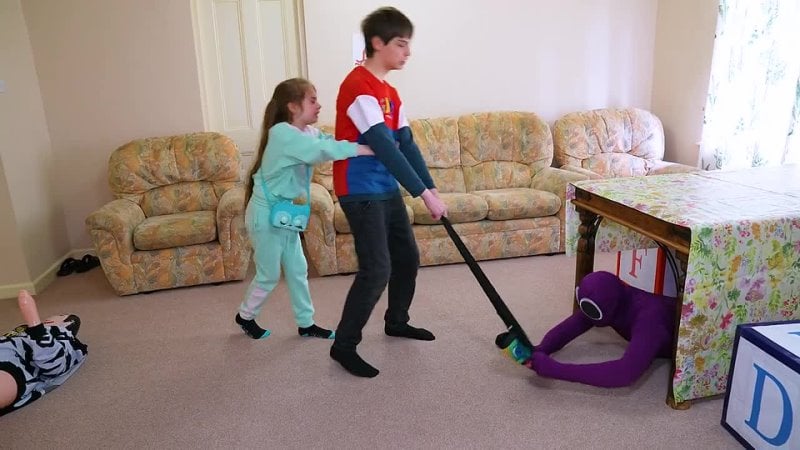 [edik funtube] новый желтый радужный друг!радужные друзья глазами монстров в реальной жизни 3 серия