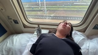 Katty west проводница