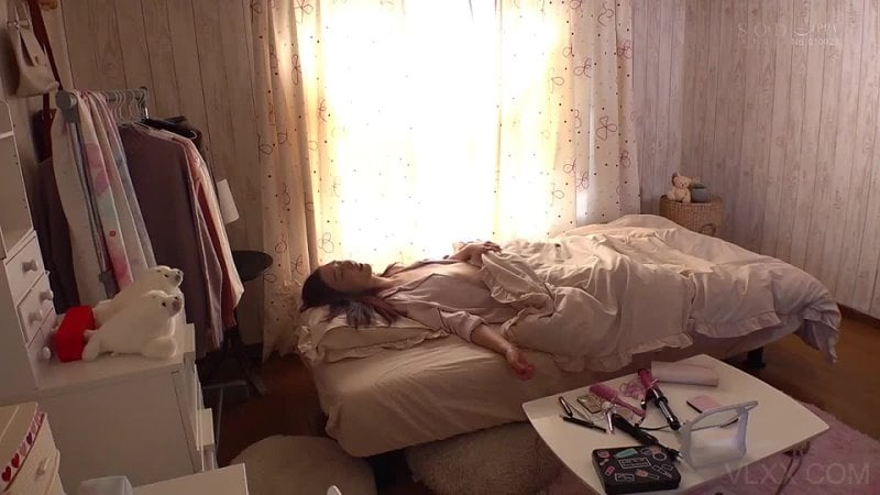 Thằng em mất dạy đêm nào cũng cho chị gái uống thuốc mê rồi địt