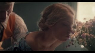 Поднял платье и трахнул в киску секс сцены в фильмах секс в кино инцест попка голые знаменитости трахнул мать сестру постельная