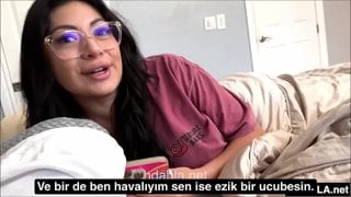 Ablamla yastık savaşı yaparken üstüne çıkıp dayadım kalkti